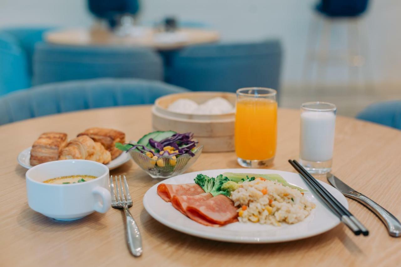 Kyriad Marvelous Hotel Shanghai Jiading Baolong Plaza Branch Zewnętrze zdjęcie