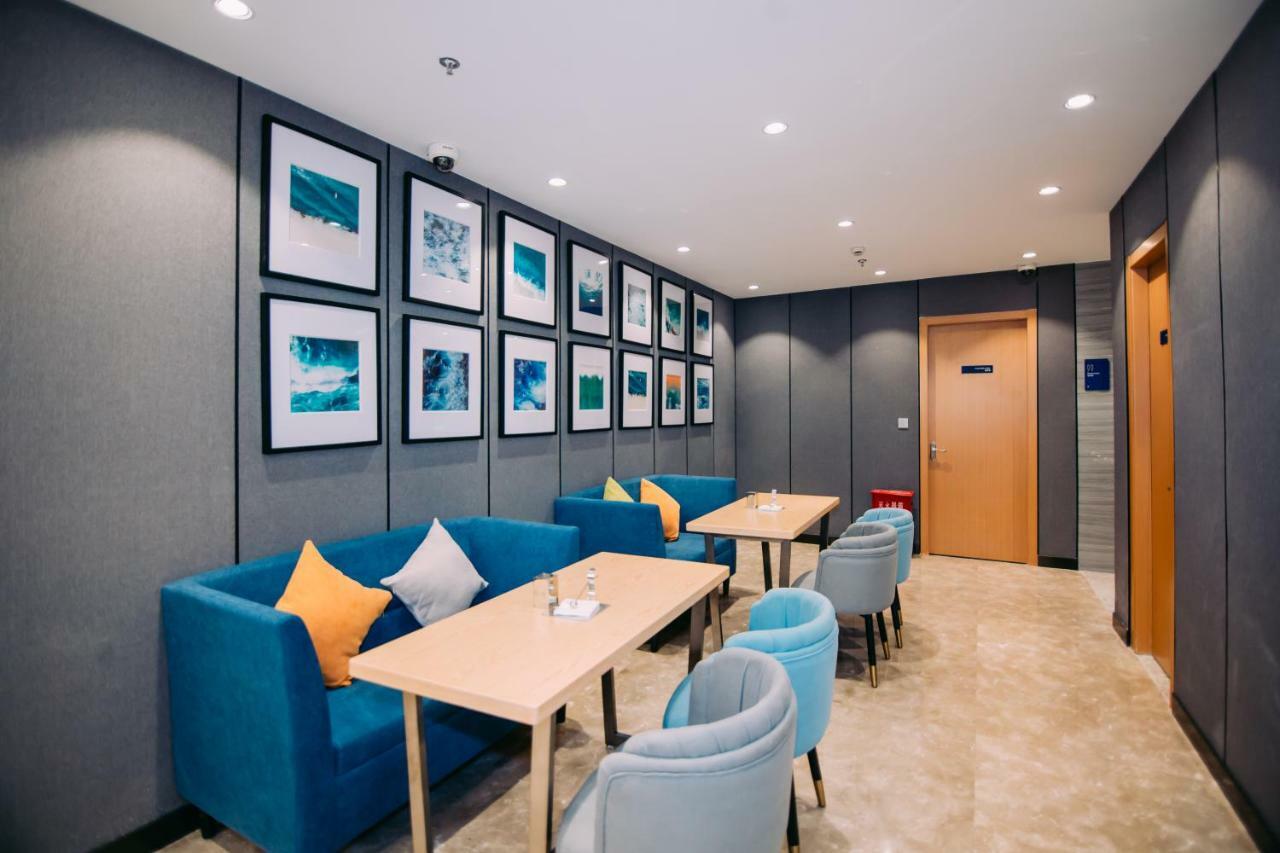 Kyriad Marvelous Hotel Shanghai Jiading Baolong Plaza Branch Zewnętrze zdjęcie